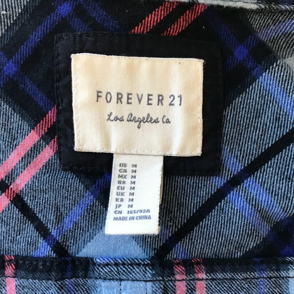 FOREVER 21 - blue flannel with pink highlights - Picture 4 of 4